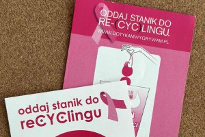 Trwa różowy październik. Młodzież zbiera biustonosze, amazonki apelują: badaj się!