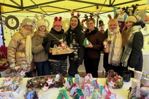 Świąteczny jarmark w DPS „Laurentius”. Mieszkańcy zachwycili rękodziełem