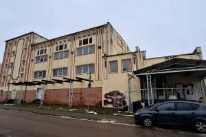 Koniec marzeń o rewitalizacji „Komina”. Miasto sprzeda dawną dyskotekę