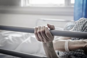 Nie wszyscy wracają do domów. Świąteczna rzeczywistość seniorów