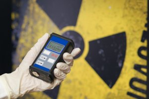 Niebezpieczne znalezisko w elbląskiej sortowni. Wykryto promieniowanie gamma