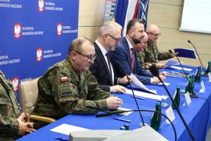 Olsztyn. Wicepremier z dowódcami i samorządowcami o obronności i inwestycjach