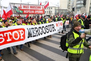 „Idziemy w niepewność”. Protesty rolników przeciwko umowie z Mercosurem