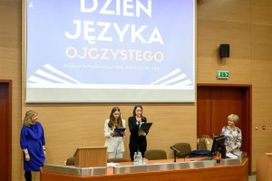 Dyktando, quiz i wykład. UWM świętował Dzień Języka Ojczystego