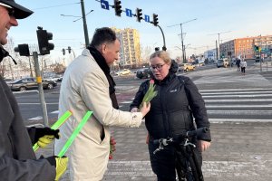 Elbląg. Rowerowy Dzień Kobiet i poranna niespodzianka dla rowerzystek