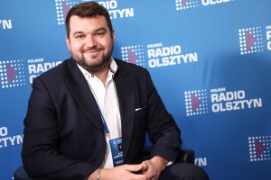 Czy warto ryzykować życie, by mówić prawdę o wojnie? Mateusz Lachowski w Radiu Olsztyn