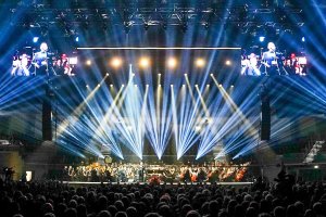 Ponad 400 artystów na scenie. Wyjątkowy koncert jubileuszowy Filharmonii