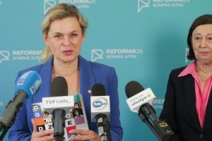 MEN przyspiesza decyzję: zakaz używania telefonów na lekcjach w podstawówkach