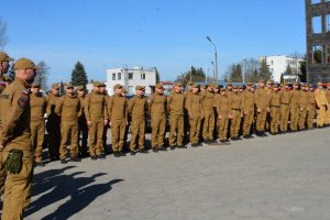 Ćwiczenia strażackiej elity i profilaktyka zdrowotna w audycji Na Ratunek