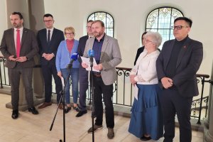 Radni PiS pytają o bon turystyczny i inwestycje w OZE w regionie