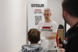 Pomoc nie ustaje. Ponad 280 milionów złotych dla Cancer Fighters