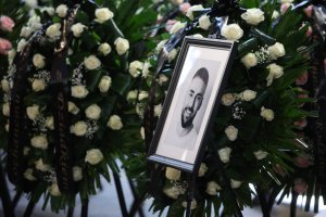 Władze państwowe, parlamentarzyści, rodzina i przyjaciele pożegnali Łukasza Litewkę