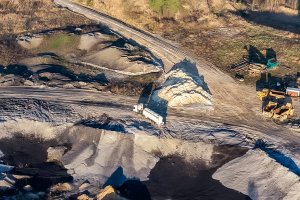 Nielegalne składowanie toksycznych odpadów. Więcej w audycji Śliska Sprawa o godz. 17.15