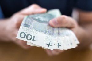 Zarobki w regionie. Nawet 8 tysięcy złotych różnicy między zawodami