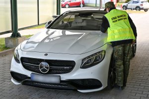 Dwa kradzione Mercedesy zatrzymane na granicy