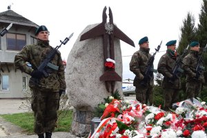 16 lat od tragedii pod Smoleńskiem. Uroczystości rocznicowe w Kętrzynie
