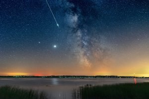W Dniu Patrzenia się w Niebo podpowiadamy jak obserwować planety bez teleskopu
