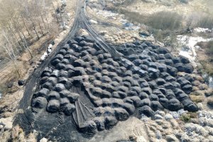 Tysiące ton odpadów mogły trafić do środowiska. Prywatne śledztwo i zatrzymania CBŚP