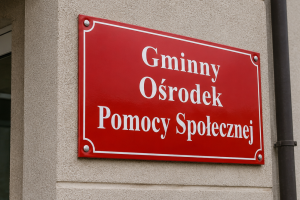 Kontrowersje wokół decyzji GOPS w Małdytach. Mieszkanka wsi Kadzie walczy o dobre imię