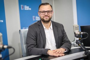 Adrian Godlewski o referendum Nawrockiego: to element cyrku politycznego
