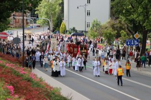 Boże Ciało w Olsztynie. Centralna procesja przejdzie ulicami miasta