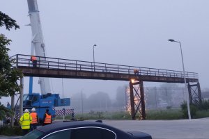 Zagrażająca bezpieczeństwu kładka przeszła do historii. Morąg zyska nowoczesny obiekt