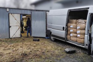 Nielegalny tytoń z Bułgarii trafiał do Polski. Grupa przestępcza rozbita