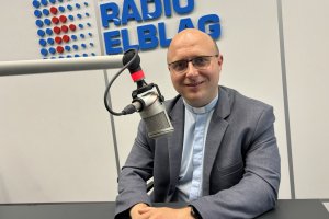 Ks. Maksymilian Ślizień: pielgrzymka przyciąga kolejne pokolenia pątników