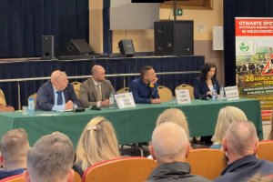 Inwestor kontra mieszkańcy. Czy koło Zalewa powstanie ferma bydła?