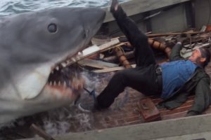 50 lat „Szczęk”. Dlaczego powstały w bólach film zmienił kino? 