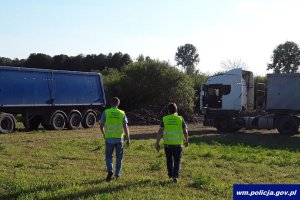 Likwidowali nielegalne wysypisko. Stworzyli kolejną górę niebezpiecznych odpadów