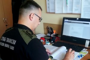 Nielegalnie zatrudnił ponad 540 cudzoziemców. Właściciel agencji płacił mniej, niż deklarował