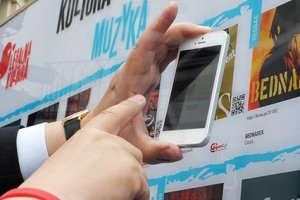Wirtualna wypożyczalnia stanęła przed olsztyńskim ratuszem 