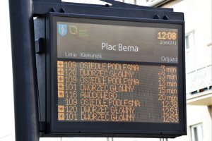 Olsztyński ZDZiT pracuje nad usunięciem awarii biletomatów. Czy wprowadzi darmowe przejazdy?