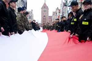 Odsłonięcie pomnika Twórców Niepodległości, modlitwa, bieg i festyn ku czci Święta Niepodległości w Elblągu