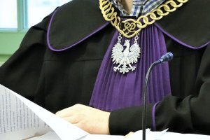 Olsztyński sąd uniewinnił prezes RIO od zarzutu przekroczenia uprawnień, przywłaszczenia pieniędzy i poświadczenia nieprawdy