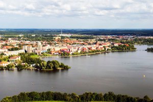 Nie poprawił się stan Jeziora Ełckiego. Miasto zdemontuje sprzęt, który napowietrzał wodę