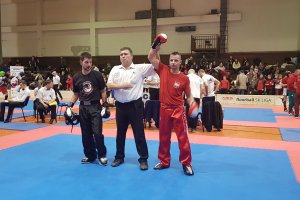 Strażak z Elbląga podwójnym mistrzem Polski w kickboxingu