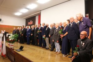 Grupa elbląskich działaczy uhonorowana Krzyżami Wolności i Solidarności