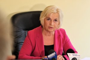 Senator Lidia Staroń wznawia walkę z lichwą. „Prawo powinno chronić najsłabszych”