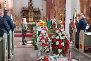 Uroczystości pogrzebowe majora Józefa Rusaka. Był jednym z pierwszych żołnierzy 5. Wileńskiej Brygady AK