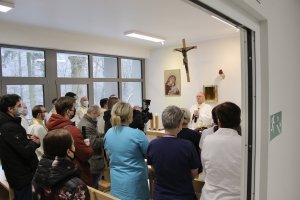 Otwarto kaplicę w Centrum Chorób Płuc w Olsztynie. Tu chorzy będą szukać otuchy