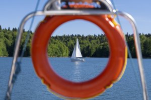 MOPR przypomina o sprawdzeniu  łodzi i motorówek przed wypłynięciem na jeziora
