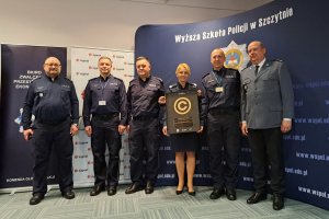Komendant-rektor WSPol i Komenda Wojewódzka Policji w Olsztynie wyróżnione Złotymi Blachami
