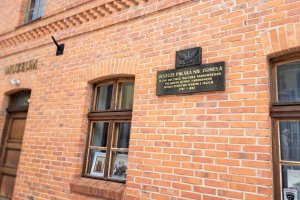 Olsztyńskie tablice pamiątkowe w audycji Odkryj Warmię i Mazury