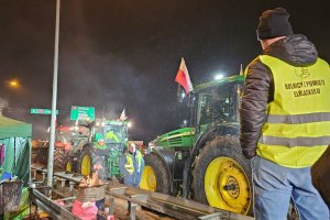 Protest rolników. Sparaliżowane centrum Elbląga, utrudnienia na drogach krajowych