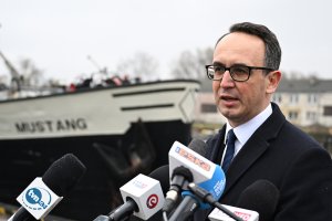 Minister infrastruktury: rząd sfinansuje powstanie toru wodnego do portu w Elblągu