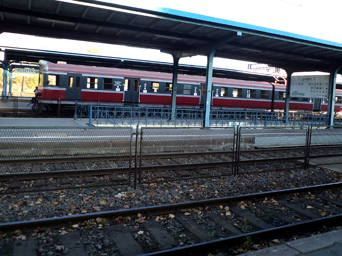 PKP, dworzec, pociąg