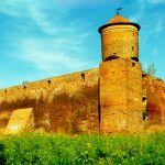 Komornik zlicytuje ruiny zamku gotyckiego w Szymbarku