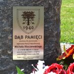 W Olsztynie zasadzono kolejny Dąb Pamięci. Drzewko upamiętnia  policjanta zamordowanego w Miednoje